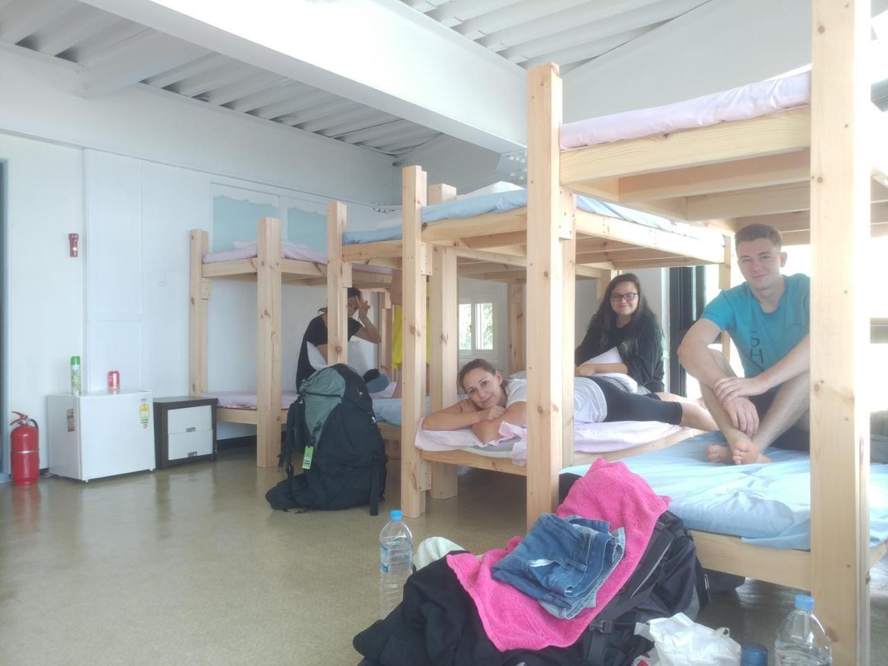 Redo Backpacker'S Hostel Гангнеунг Екстериор снимка